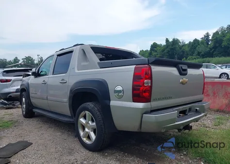 2007 Chevrolet Avalanche 1500 Ltz from USA, damaged, VIN 3GNFK12337G136587